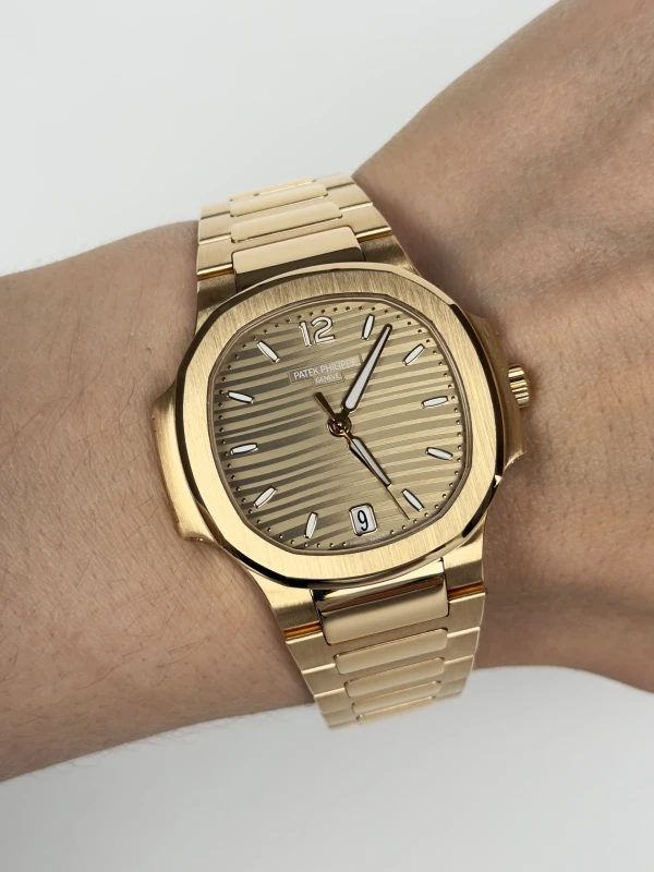 Patek Philippe Lady 7118 7118/1R-010 4