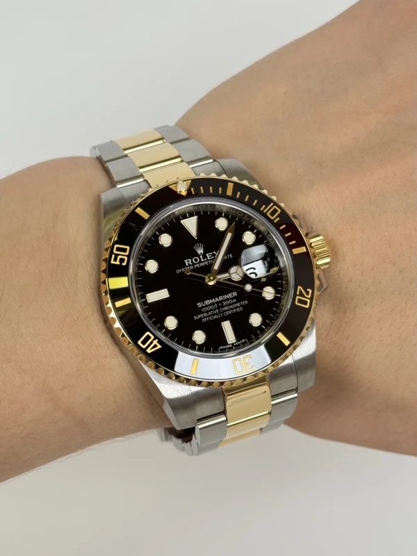 Rolex 40mm Steel and Yellow Gold 116613LN-0001 5