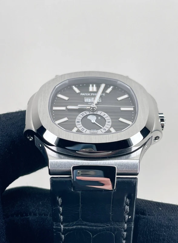 Patek Philippe 5726 5726A-001 4