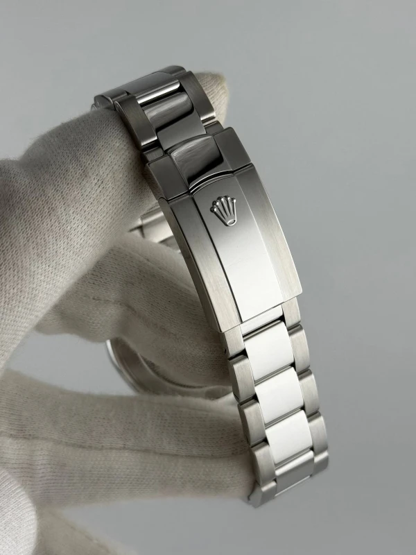 Rolex Datejust 41mm Steel 126300-0021 8