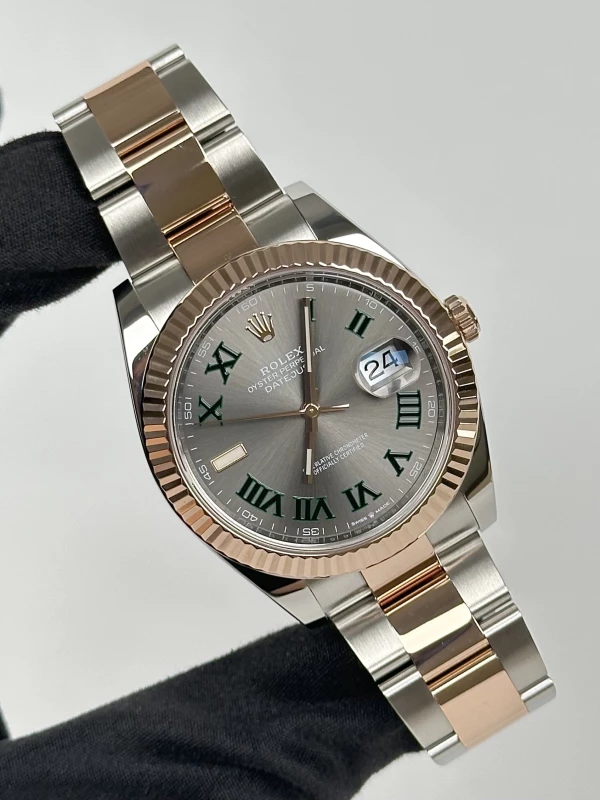 Rolex 41 mm, Oystersteel and Everose gold 126331-0015 2
