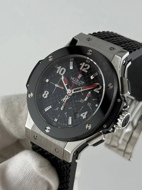 Hublot 301.SB.131.LR.trs15 4