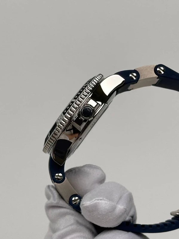 Ulysse Nardin Hammerhead Shark 263-91LE 6