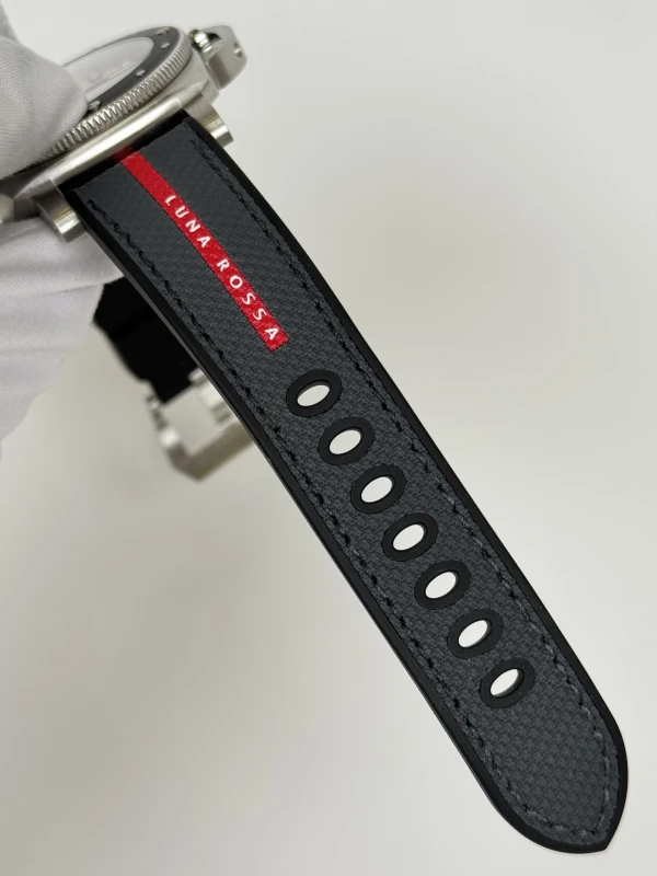 Panerai Luna Rossa PAM01579 5