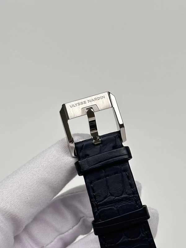 Ulysse Nardin Dual Time 42 mm 243-20/43 8
