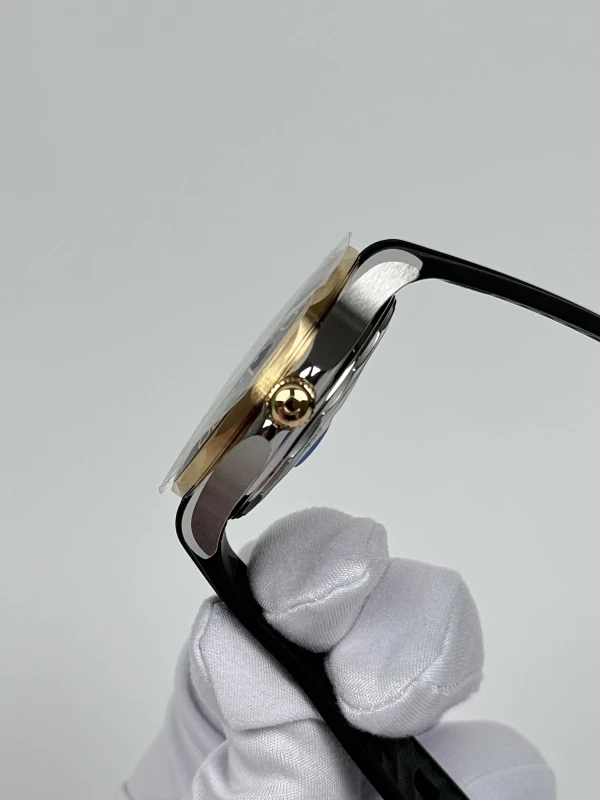 Omega Diver 300M Co‑Axial Master Chronometer 42 mm 210.22.42.20.01.001 6