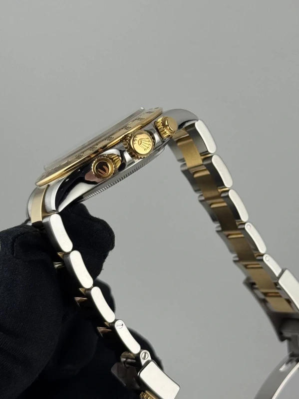 Rolex Cosmograph 40mm Steel and Yellow Gold 116523-0041 7