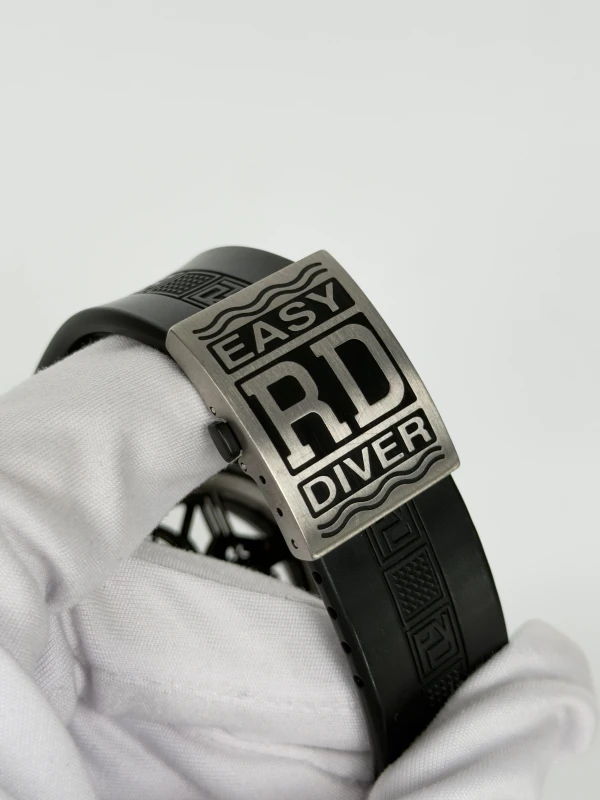 Roger Dubuis Flying Tourbillon Skeleton 48  RDDBSE0185 6