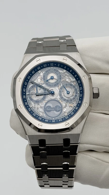 Audemars Piguet ROYAL OAK PERPETUAL CALENDAR «150 THE ANNIVERSARY» 26585XT.OO.1220XT.01 4