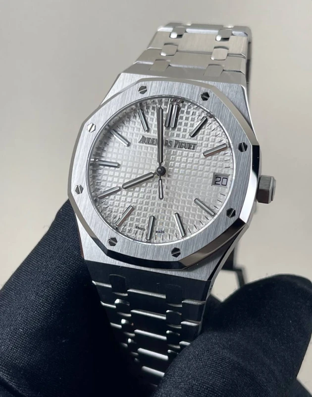 Audemars Piguet "50TH ANNIVERSARY" 41 MM SELFWINDING 15510ST.OO.1320ST.03 2