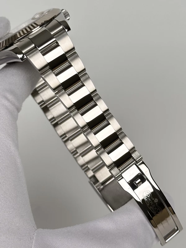 Rolex II 41mm Steel and White Gold  116334 Silver Diamonds 6