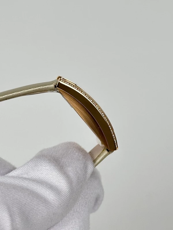 Harry Winston AVCQHM16RR034 5