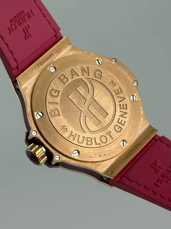 Hublot 38 361.PV.2010.LR.1905 9