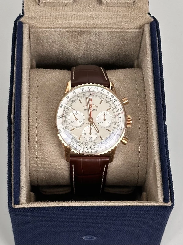 Breitling NAVITIMER B01 CHRONOGRAPH 41 RB0139211G1P1 5