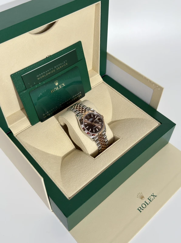 Rolex 36 mm, Oystersteel and Everose gold 126231-0013 5