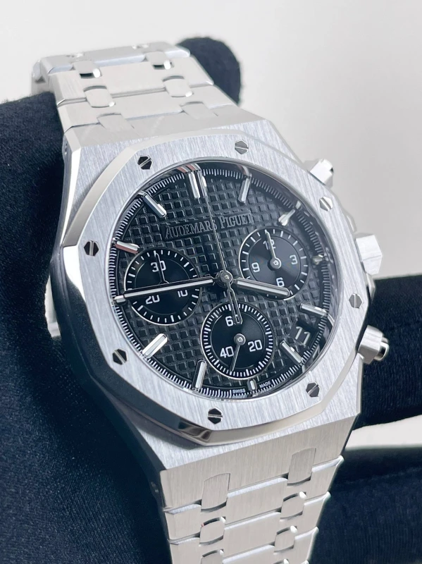 Audemars Piguet SELFWINDING CHRONOGRAPH 41 MM 26240ST.OO.1320ST.06 3