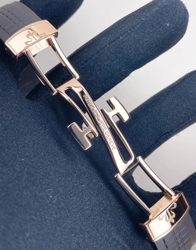 Patek Philippe 5167 5167R-001 7