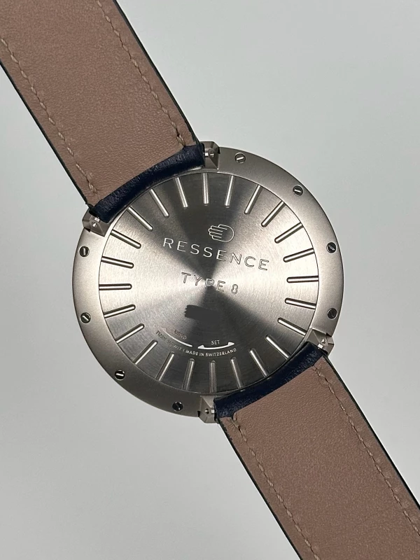 Ressence TYPE 8 Cobalt Blue TYPE 8 9