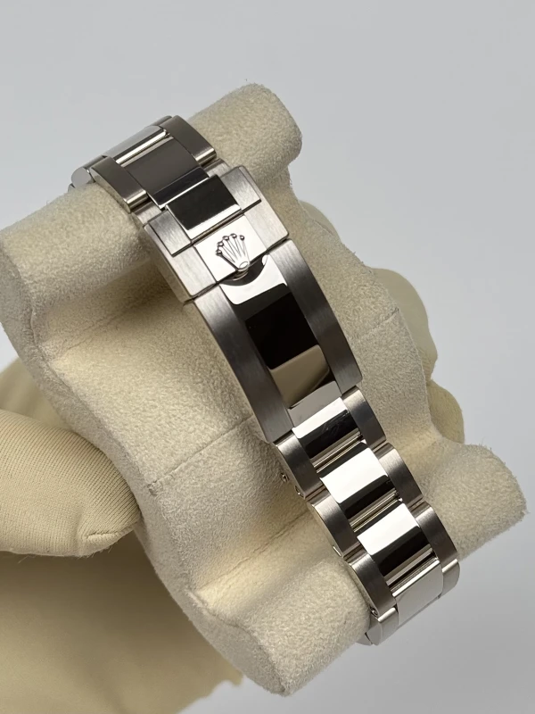 Rolex 40 mm Rainbow White Gold Diamonds Aftermarket 126509FIX 5