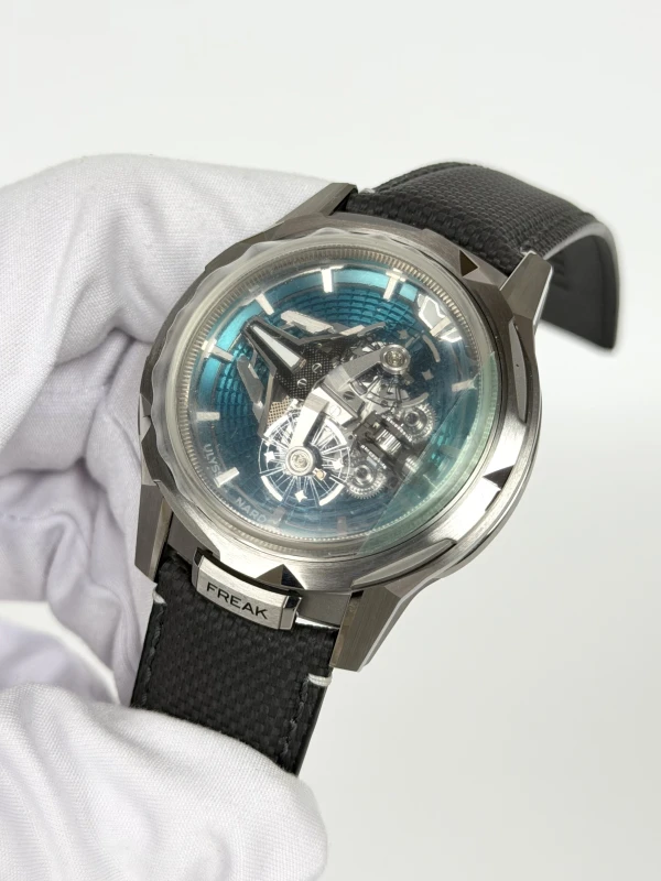 Ulysse Nardin 2513-500LE-3AE-TUR/3A 4