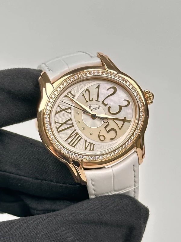 Audemars Piguet Selfwinding 3 Hands  77301OR.ZZ.D015CR.01 3