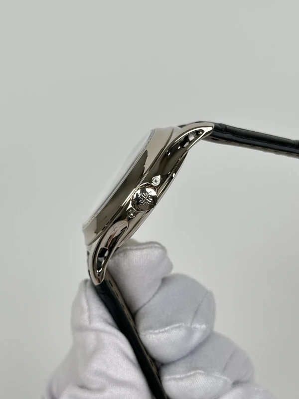 Patek Philippe 5205 5205G-010 6