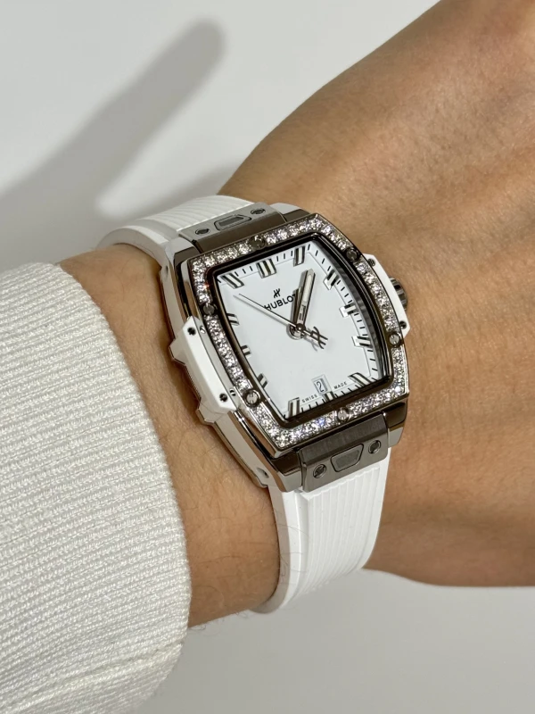 Hublot 682.SE.2010.RW.1204 6