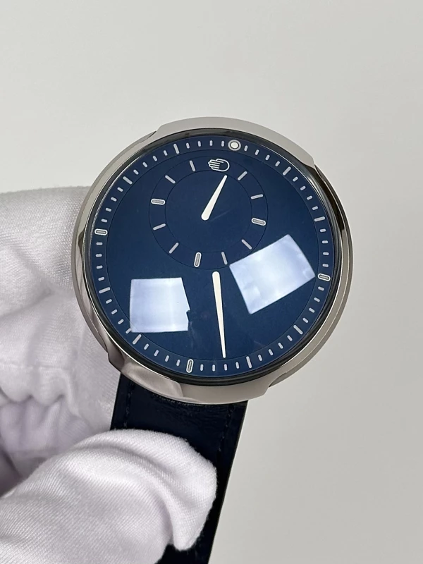 Ressence TYPE 8 Cobalt Blue TYPE 8 4