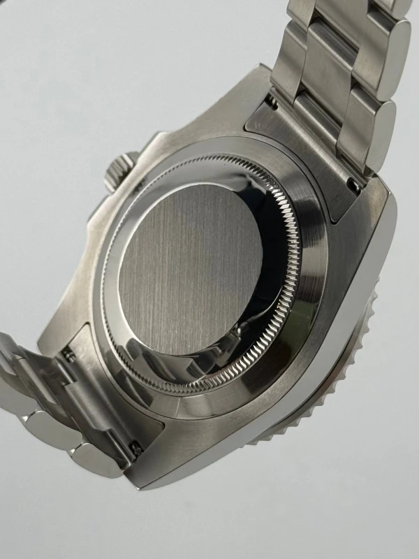 Rolex 40mm Steel 114060-0002 8
