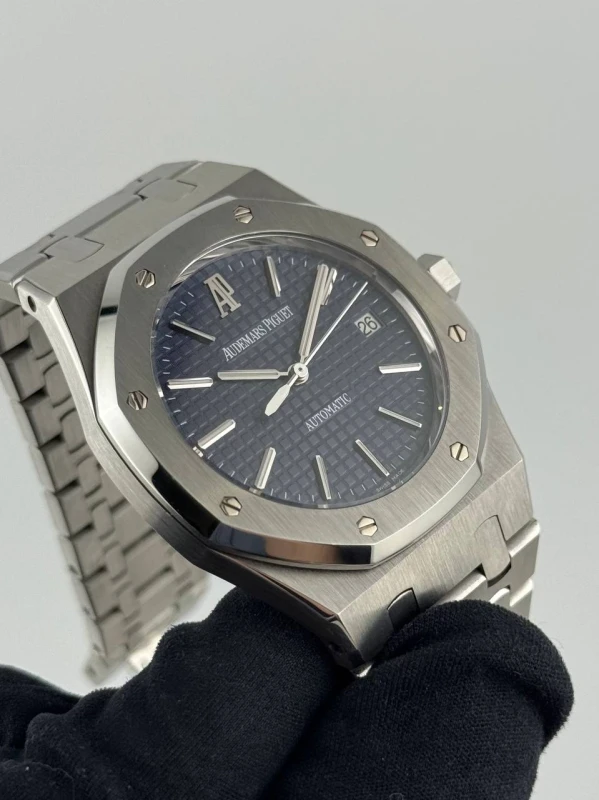 Audemars Piguet Selfwinding 39 mm 15300ST.OO.1220ST.02 4