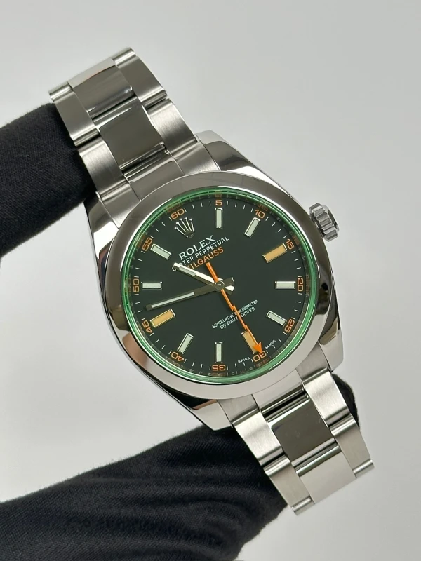 Rolex 40mm Steel 116400GV-0001 2