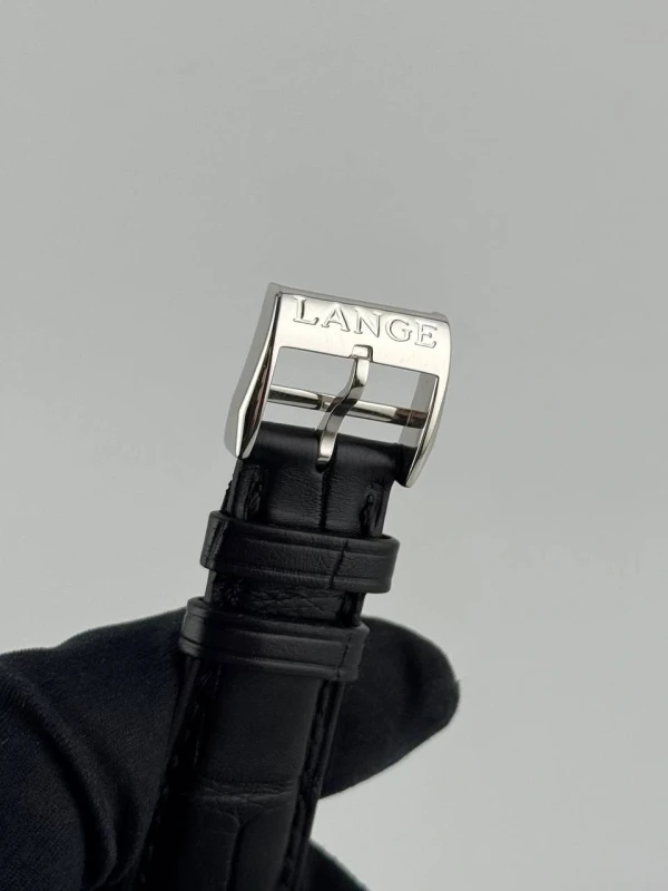 A. Lange & Sohne 308.025 6
