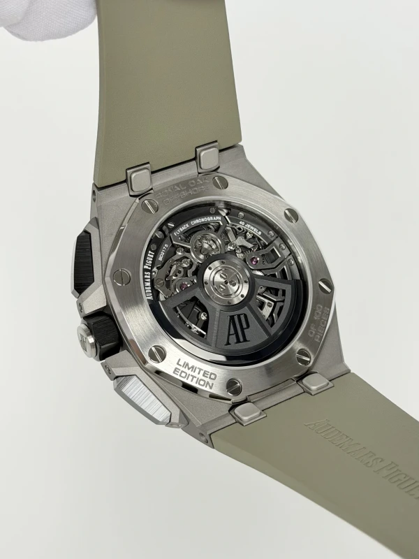 Audemars Piguet Selfwinding Tourbillon Chronograph 26622TI.GG.D002CA.01 7