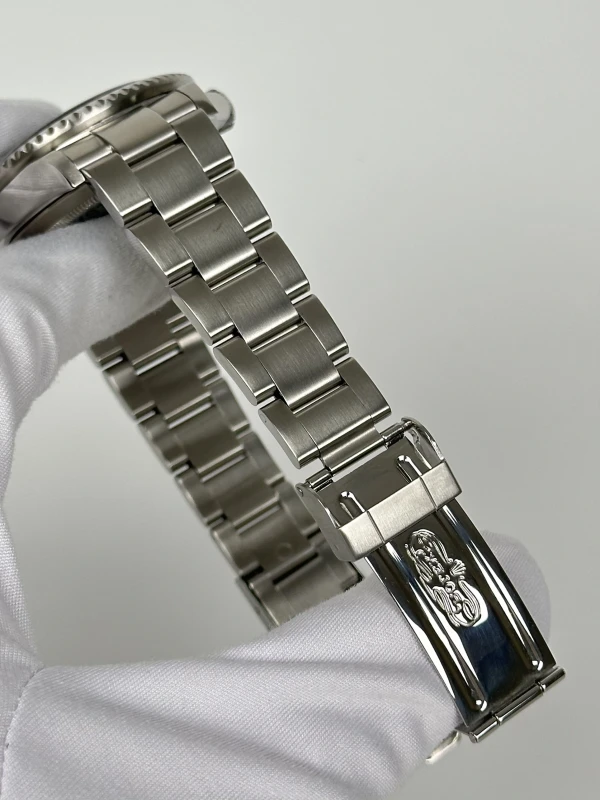 Rolex 16600 6