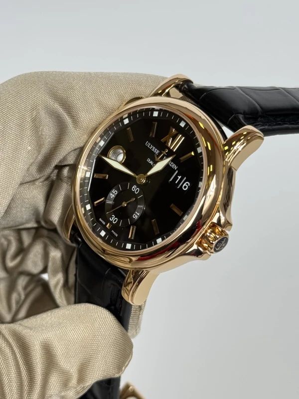 Ulysse Nardin 42 mm 246-55/32 4