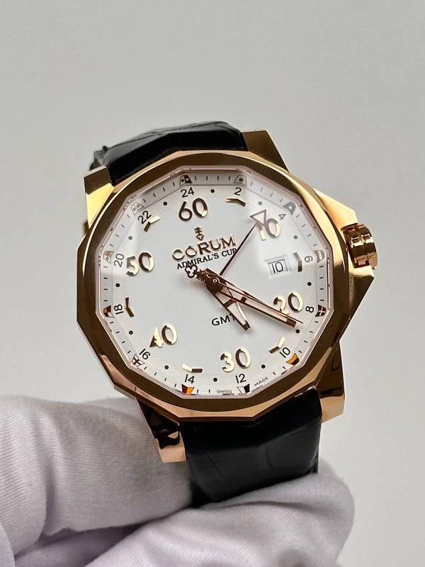 Corum Challenger GMT 44 383.330.55/0081 AA12 3