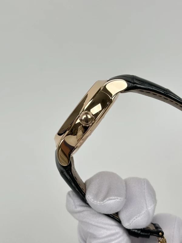 Ulysse Nardin Stranger 6902-125 6