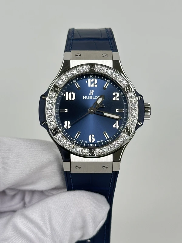 Hublot Bang Steel Blue Diamonds 38mm 361.SX.7170.LR.1204 2