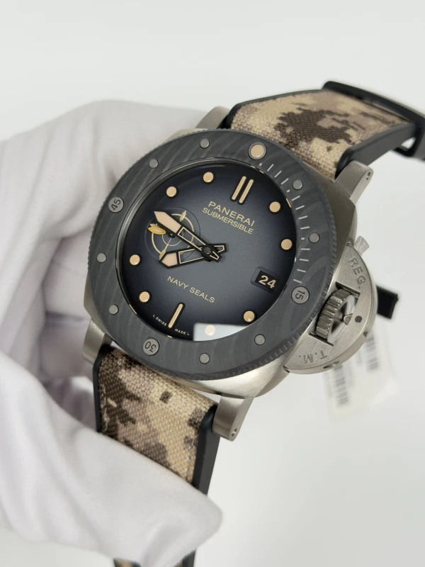 Panerai Navy SEALs Titanio PAM01669 4