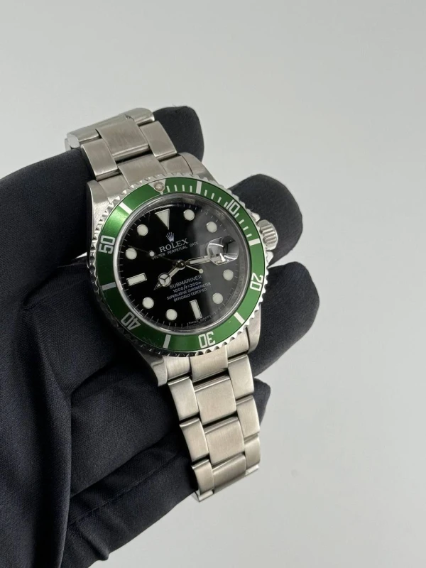 Rolex 16610LV 9