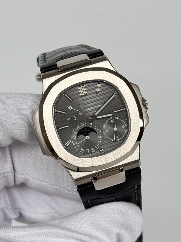 Patek Philippe 5712 5712G-001 3
