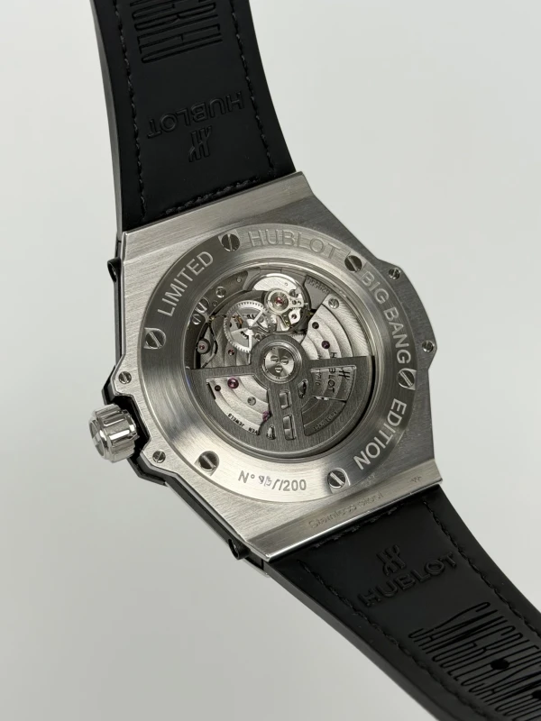 Hublot 465.SS.2027.VR.1204.MXM19 7