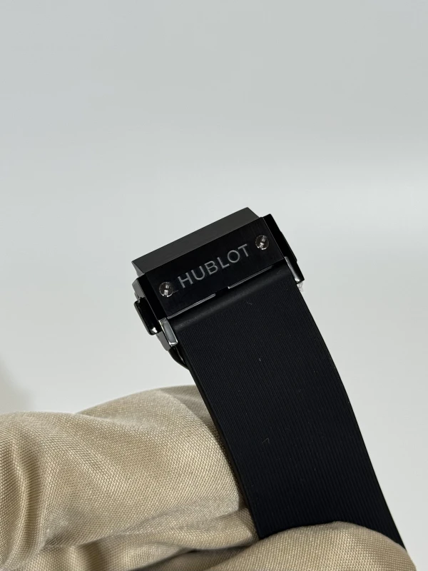 Hublot Black Magic 525.CM.0170.RX 6