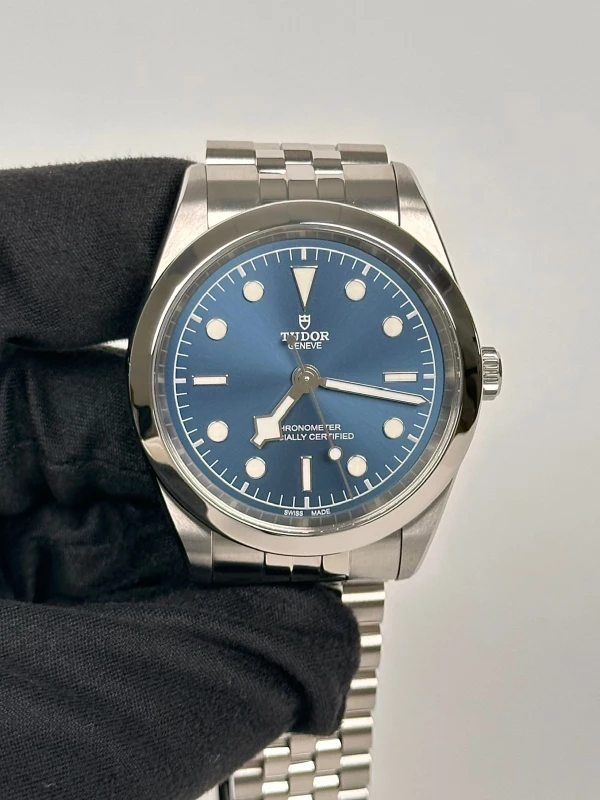 Tudor M79680-0002 3