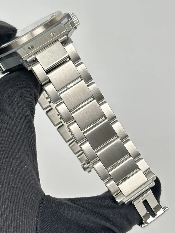 Hublot 301.ST.5020.ST.1104 6