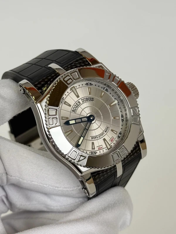 Roger Dubuis SE46 56 9 3.53 3