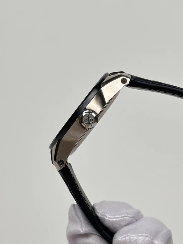 Ulysse Nardin Dual Time 42 mm 243-20/43 6