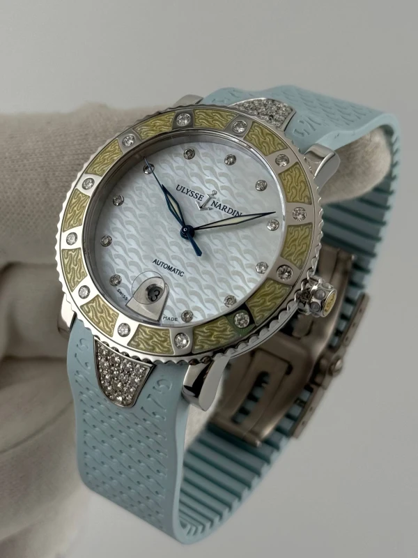 Ulysse Nardin Lady Diver  8103-101 4