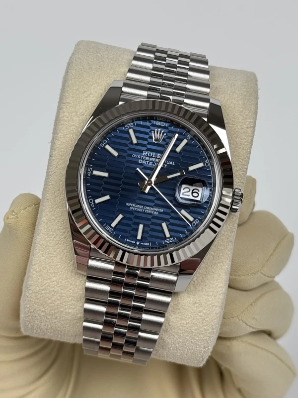 Rolex 41 mm, steel and white gold 126334-0032 4