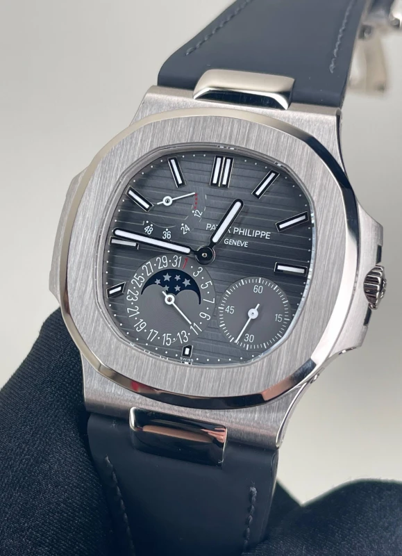 Patek Philippe 5712 5712G-001 2